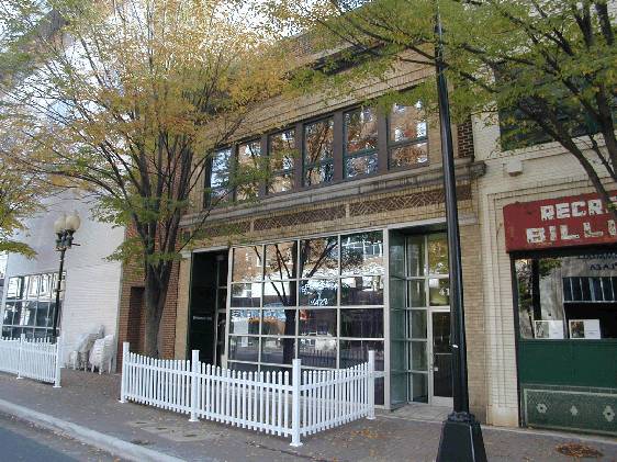 More Photos Of 410 W 4th St, Winston-Salem Storefront Retail Office For Lease