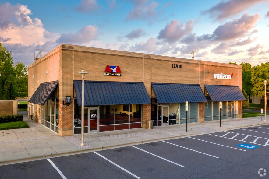 More Photos Of 12801 S Tyron St, Charlotte Unknown For Lease