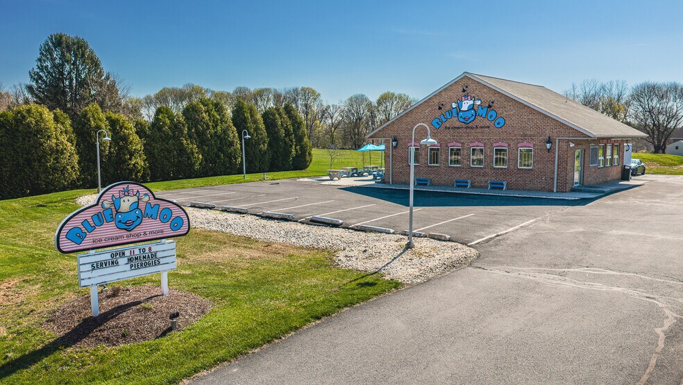 More Photos Of 2693 Community Dr, Bath Restaurant For Sale