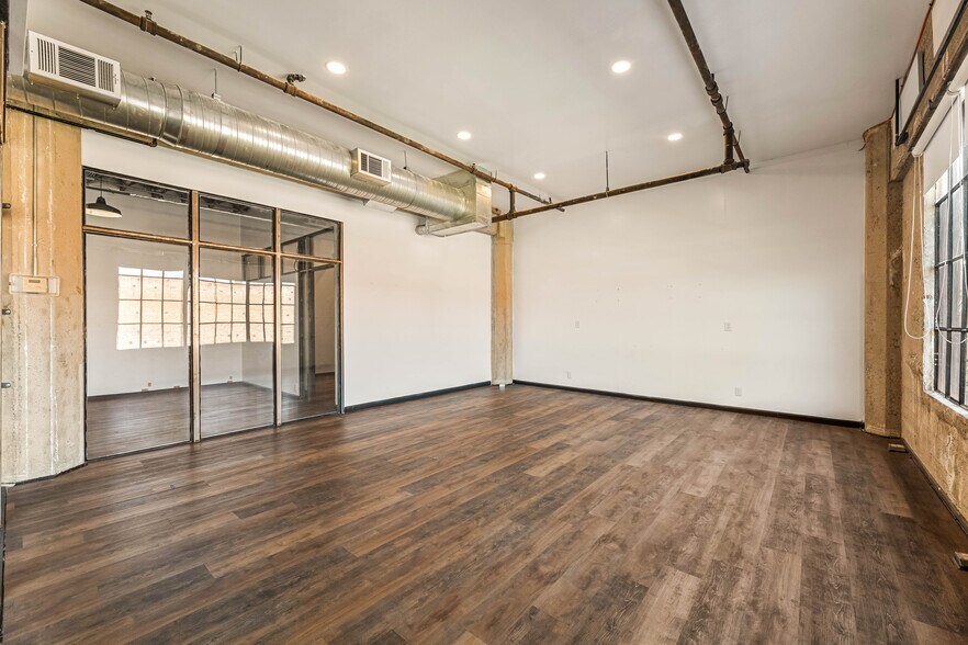 More Photos Of 932 Wilson St, Los Angeles Loft Creative Space For Lease
