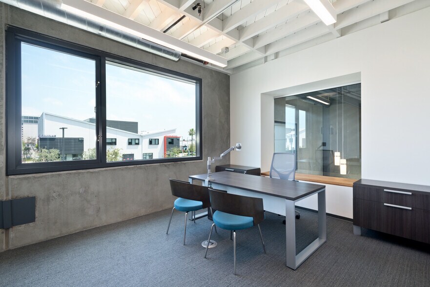 More Photos Of 2250 E Maple Ave, El Segundo Loft Creative Space For Sale