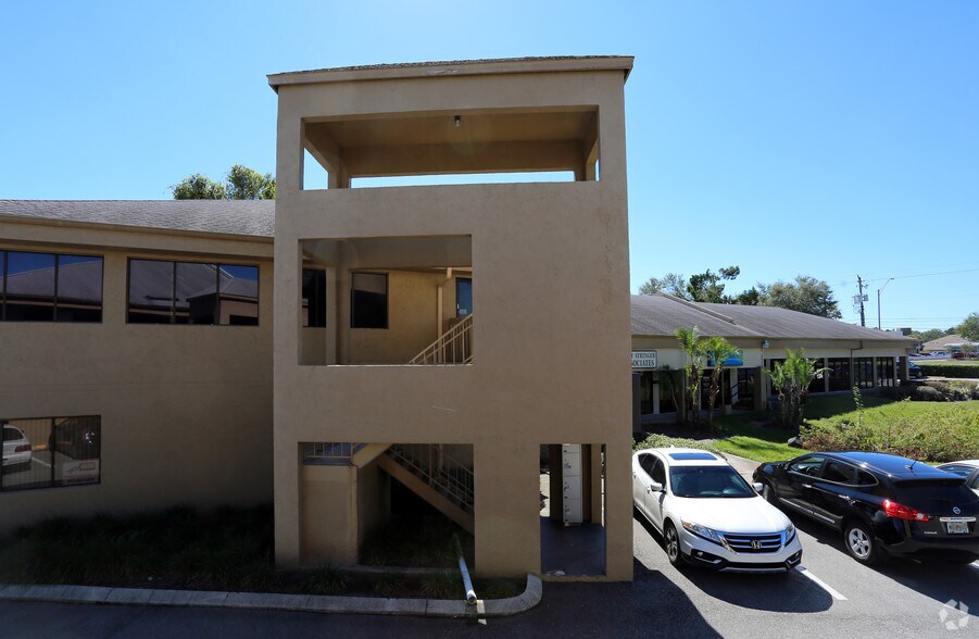 More Photos Of 13909 N Dale Mabry Hwy, Tampa Office For Lease