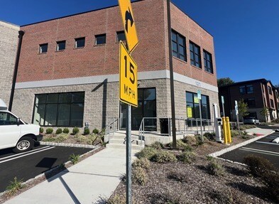 More Photos Of 131 Fairfield Rd, Fairfield Distribution For Lease