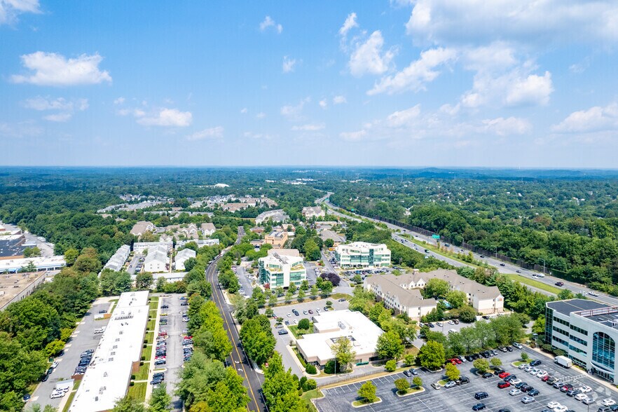 More Photos Of 8860 Columbia 100 Pkwy, Columbia Medical For Sale