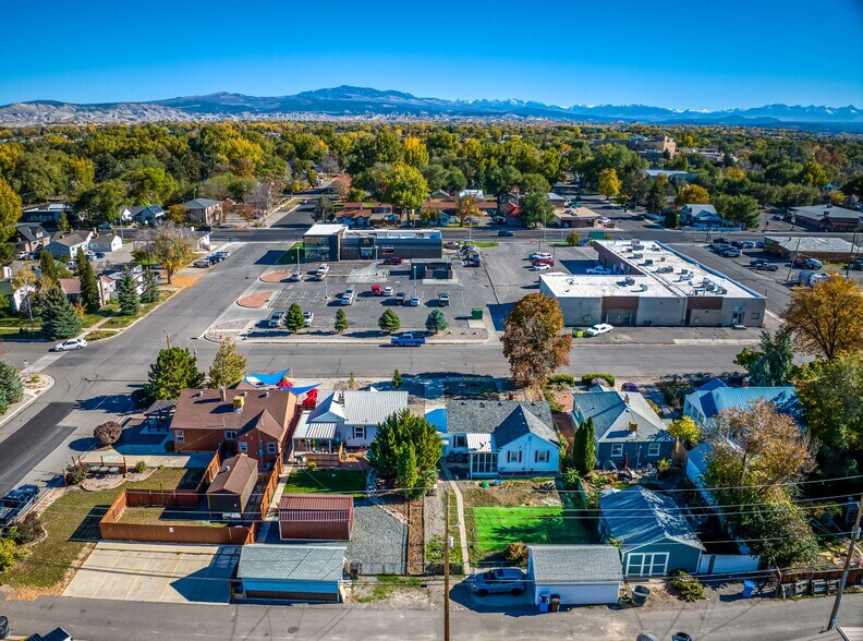 More Photos Of 1047 N 1st St, Montrose Office For Sale