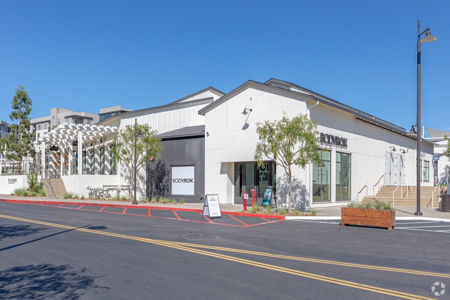 More Photos Of El Camino Real @ Del Mar Heights Road @ Del Mar Heights Road, San Diego Unknown For Lease
