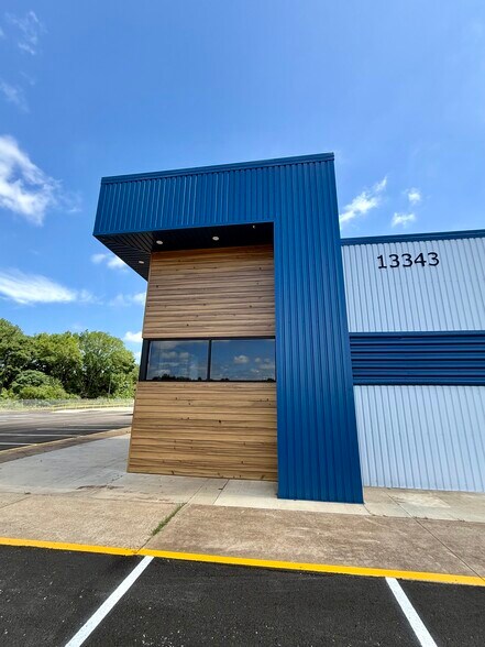 More Photos Of 13343 Interstate 20 E, Tyler Warehouse For Lease