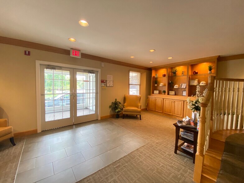 More Photos Of 350 Butler Ave, New Britain Office For Lease