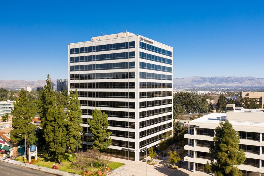 Primary Photo Of 21031 Ventura Blvd, Woodland Hills Office For Lease