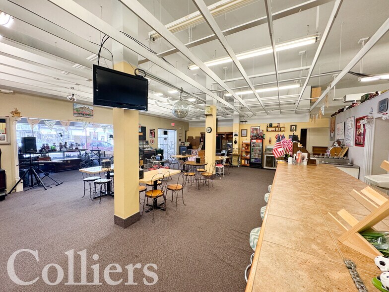 More Photos Of 102 N Main St, Pocatello General Retail For Sale