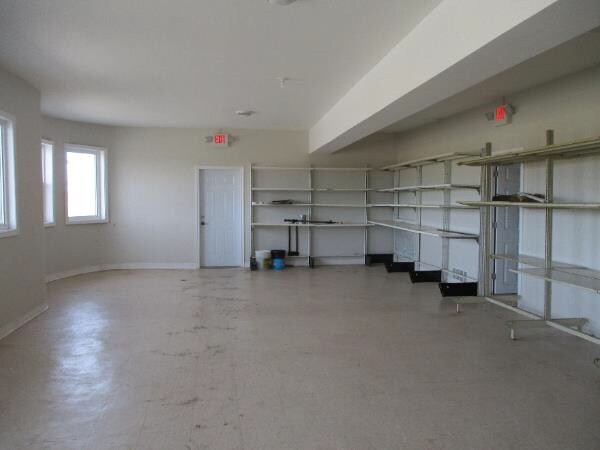 More Photos Of 1644 Merrittville Hwy, Thorold General Retail For Lease