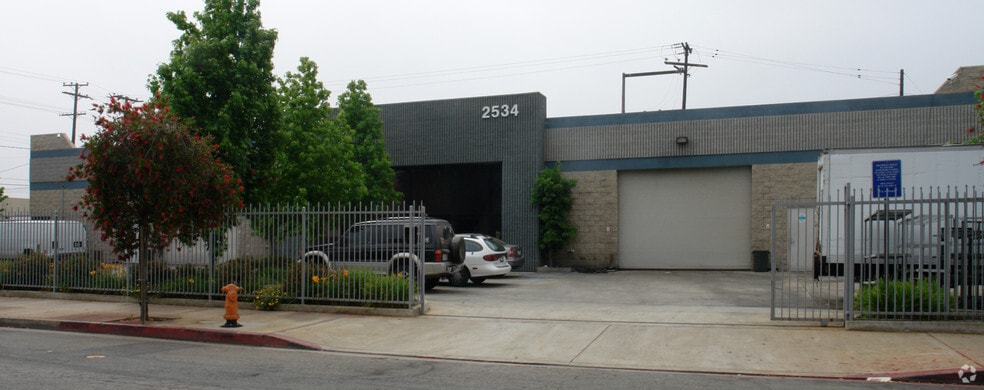Primary Photo Of 2534-2538 E 53rd St, Huntington Park Refrigeration Cold Storage For Lease