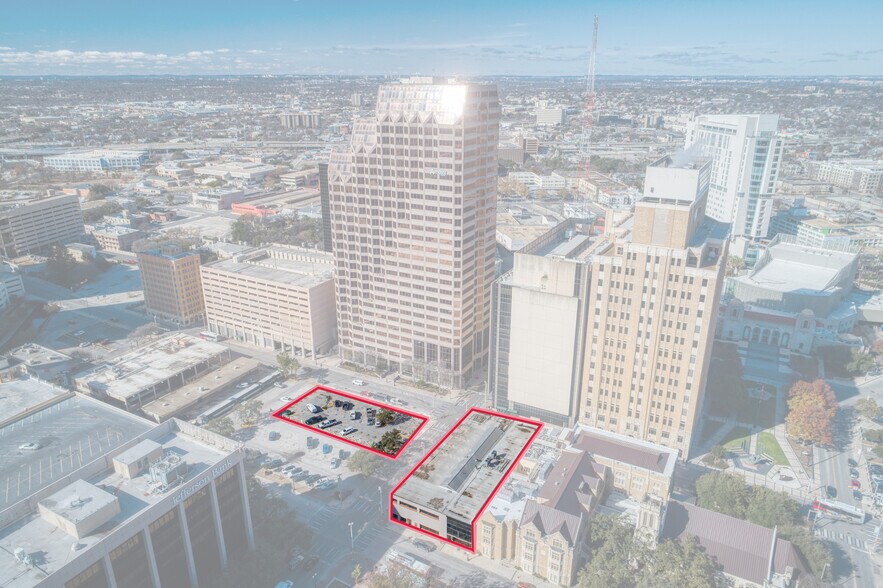 More Photos Of 800 Navarro St, San Antonio Office For Lease