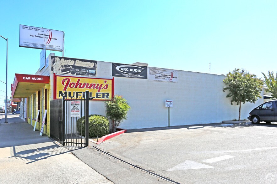 More Photos Of 4330-4332 E Belmont Ave, Fresno Storefront For Sale
