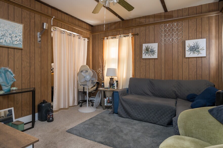 More Photos Of 286 Teaticket Hwy, Teaticket Freestanding For Sale