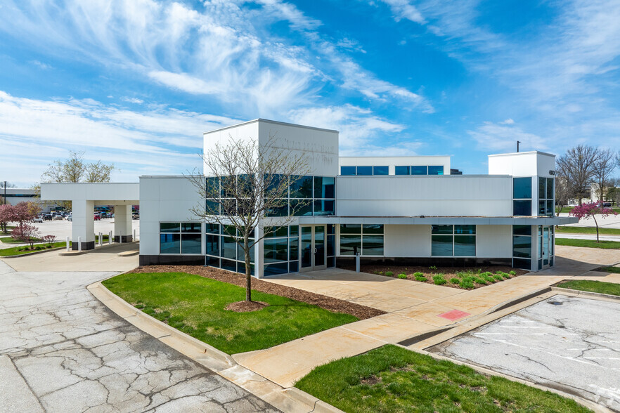 Primary Photo Of 4320 Westown Pky, West Des Moines Storefront Retail Office For Lease