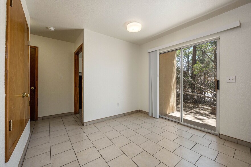 More Photos Of 2306 S Espina St, Las Cruces Apartments For Sale