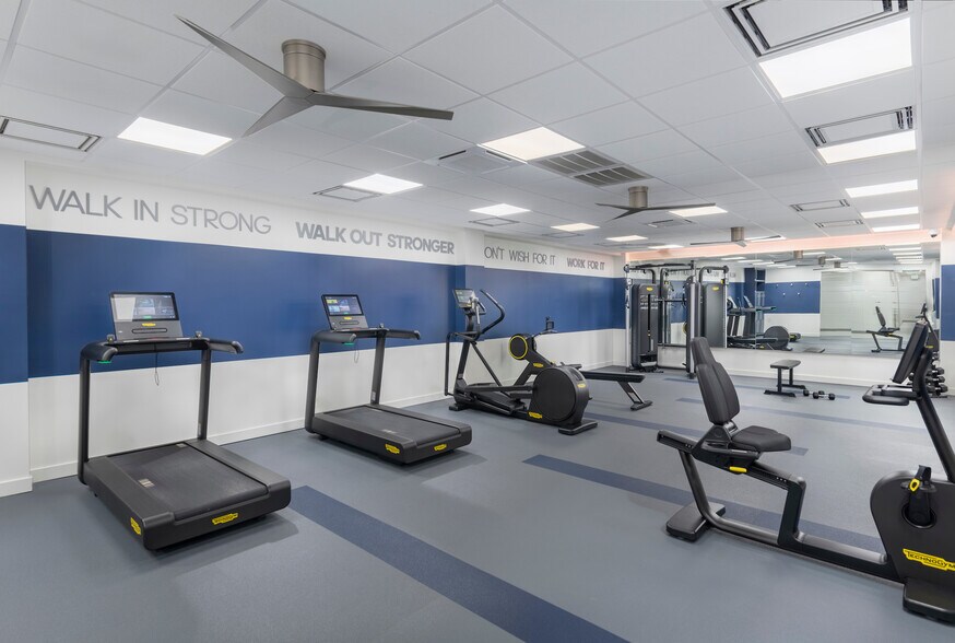 More Photos Of 1447 York Rd, Lutherville Office For Lease