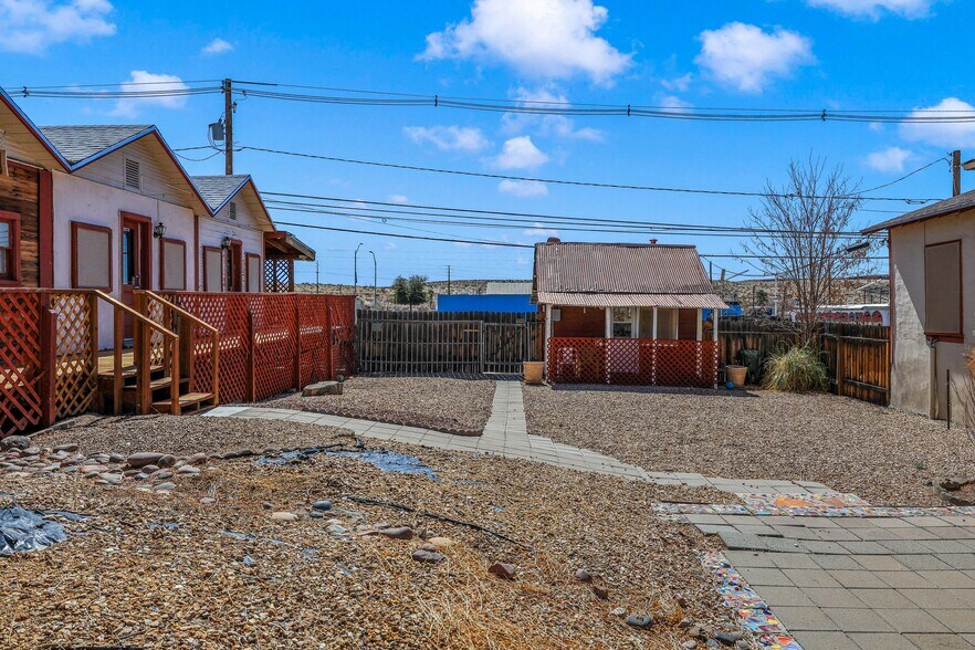 More Photos Of 620 E Beale St, Kingman Office Residential For Sale