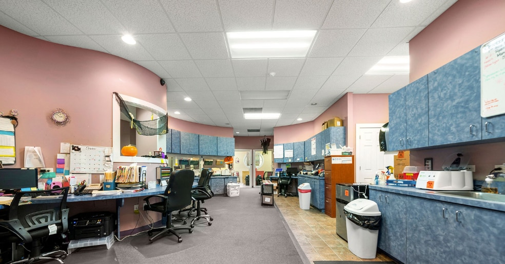 More Photos Of 1201 Georgian Park, Peachtree City Medical For Sale