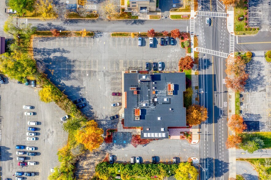 More Photos Of 40 Hurley Ave, Kingston Medical For Sale