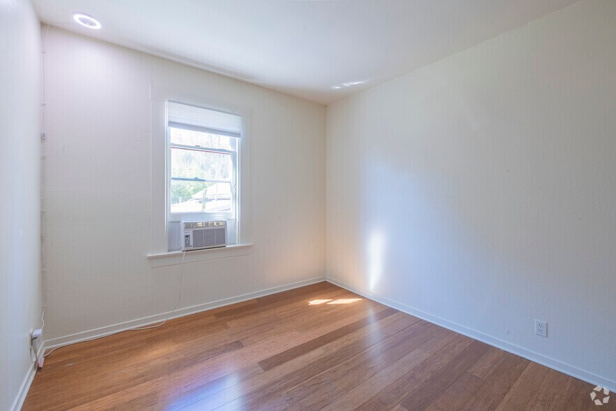 More Photos Of 147 W Richmond Ave, Richmond Apartments For Sale