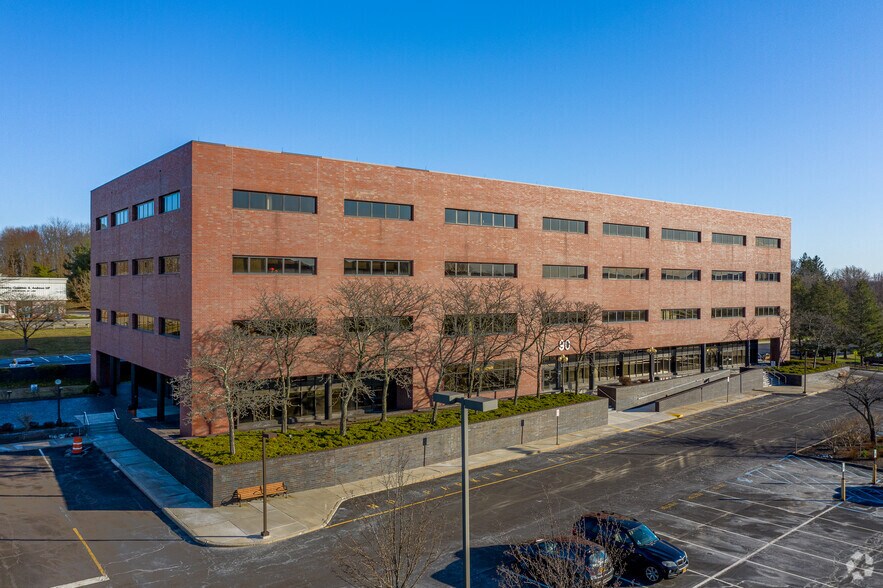 More Photos Of 90 Crystal Run Rd, Middletown Office For Lease