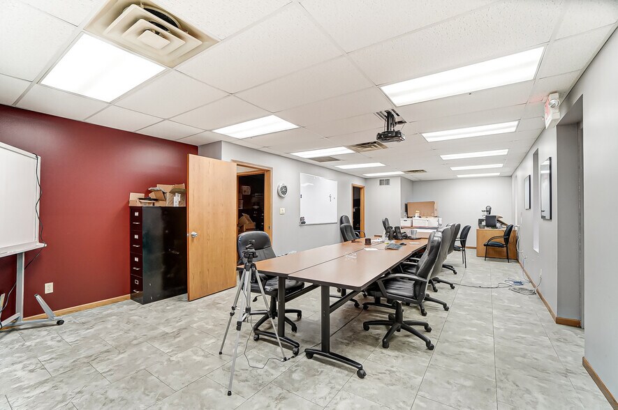 More Photos Of 5589 W National Rd, Springfield Warehouse For Sale