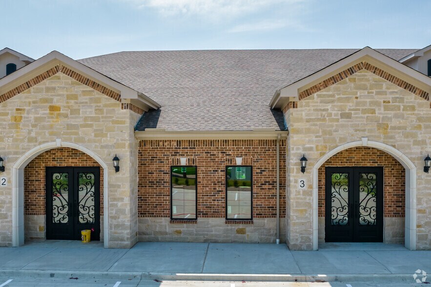 More Photos Of 2751 S Stonebridge Dr, McKinney Medical For Lease