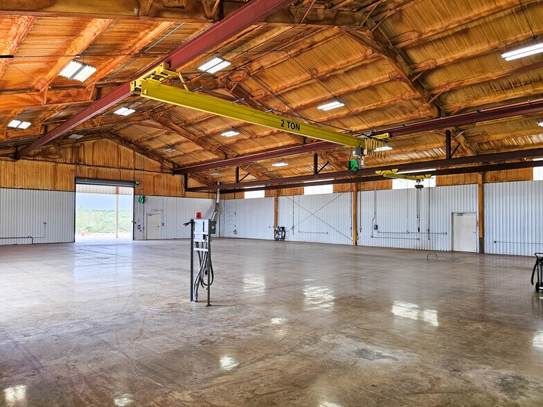 More Photos Of 110 CR 141, Sweetwater Warehouse For Sale