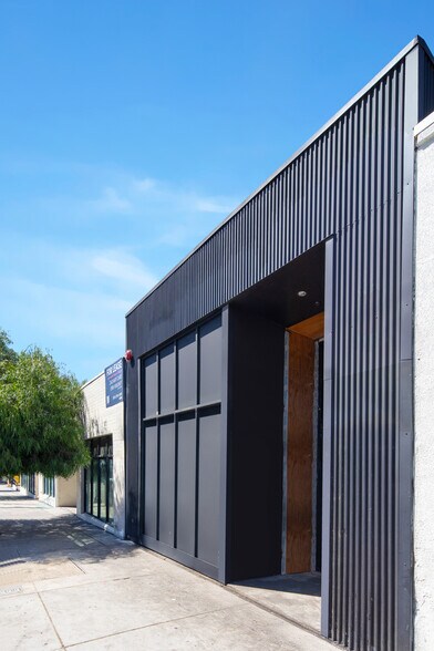 More Photos Of 1485 W Sunset Blvd, Los Angeles Storefront For Sale