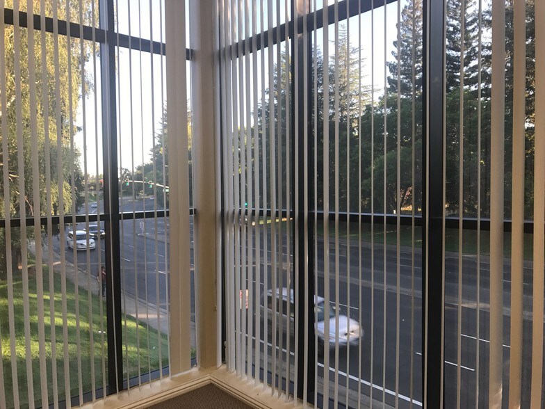 More Photos Of 2335 American River Dr, Sacramento Office For Lease