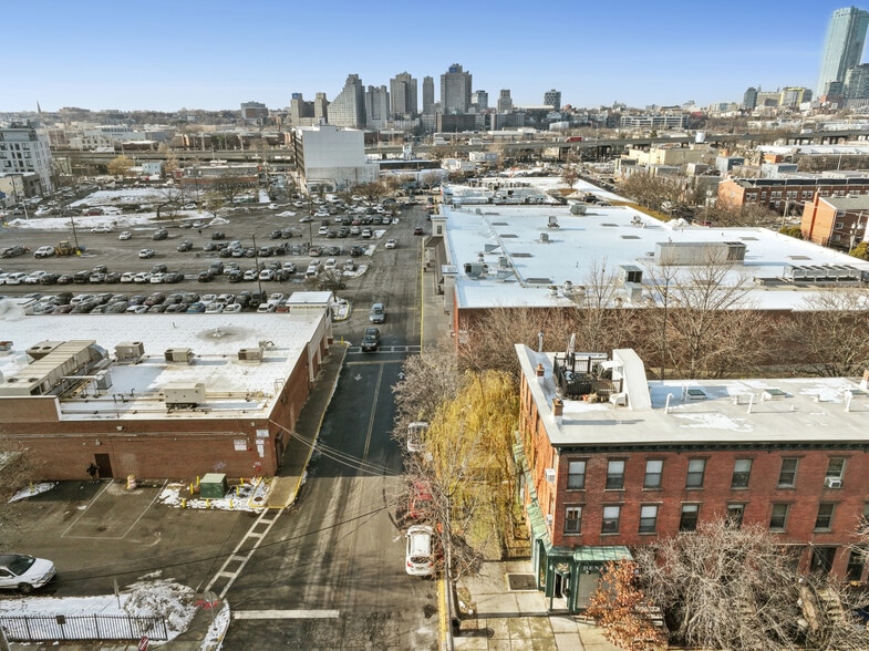 More Photos Of 273A Monmouth St, Jersey City Medical For Sale