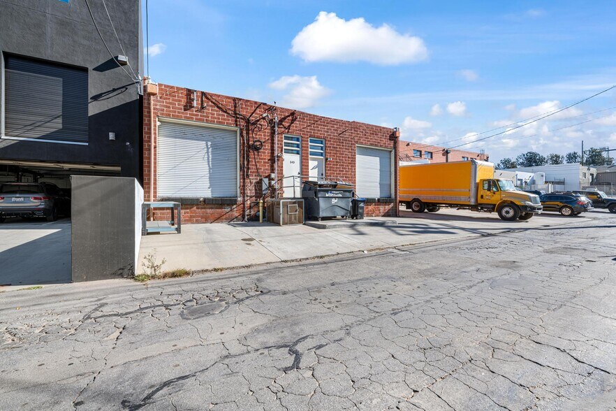 More Photos Of 145 Sheldon St, El Segundo Manufacturing For Lease