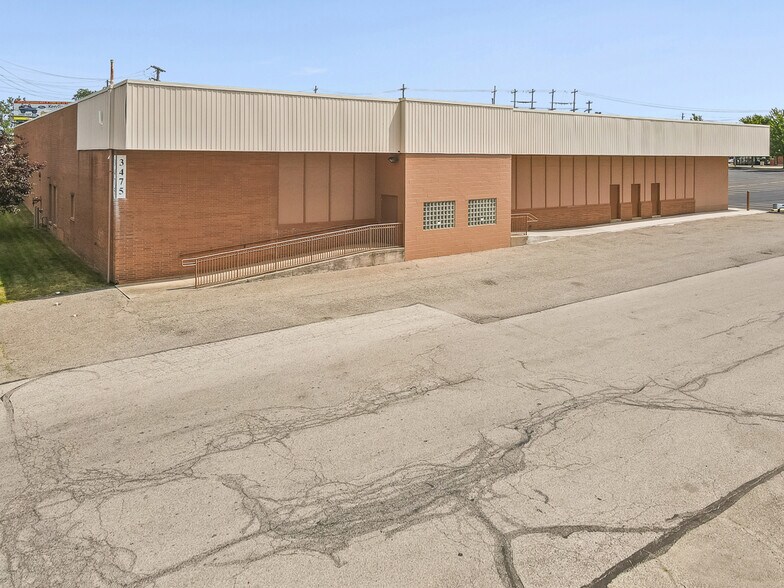 More Photos Of 3475 Ridge Rd, Cleveland Skating Rink For Sale