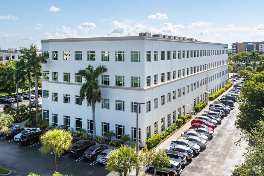 More Photos Of 8200 NW 41st St, Miami Office For Lease