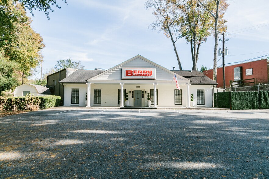 Primary Photo Of 1513 Oak Grove Rd, Decatur Office For Sale