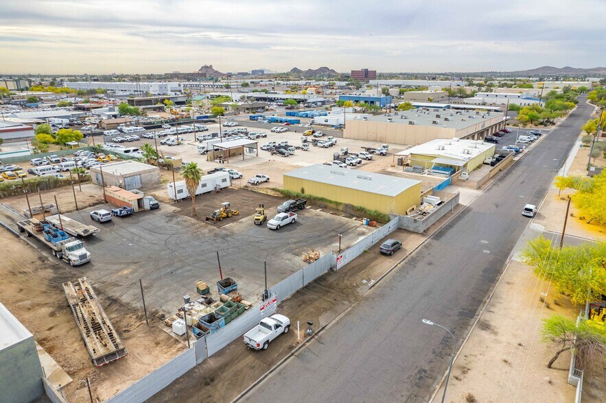 More Photos Of 3013 S 44th St, Phoenix Land For Lease