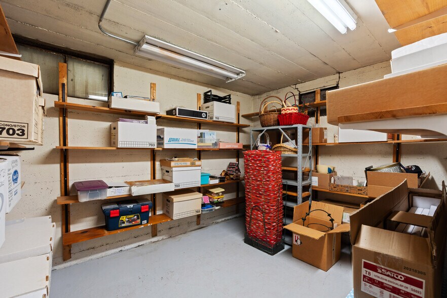 More Photos Of 3341 Dayton-xenia Rd, Dayton Storefront Retail Office For Sale