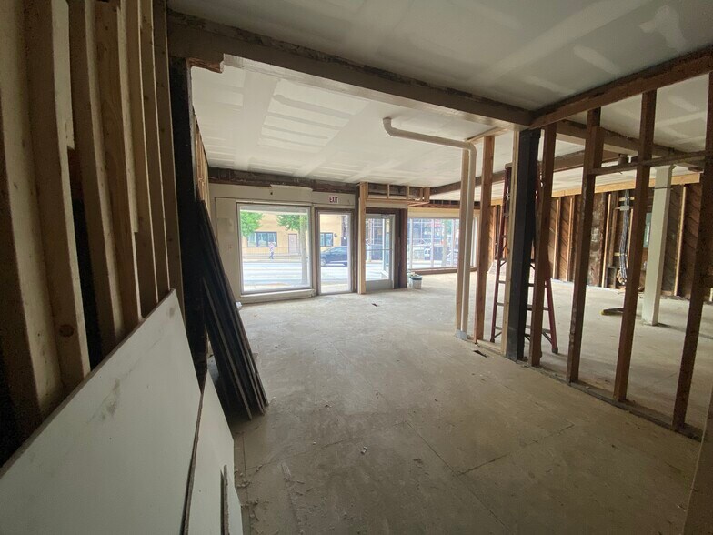 More Photos Of 6905 Belair Rd, Baltimore Office Residential For Lease