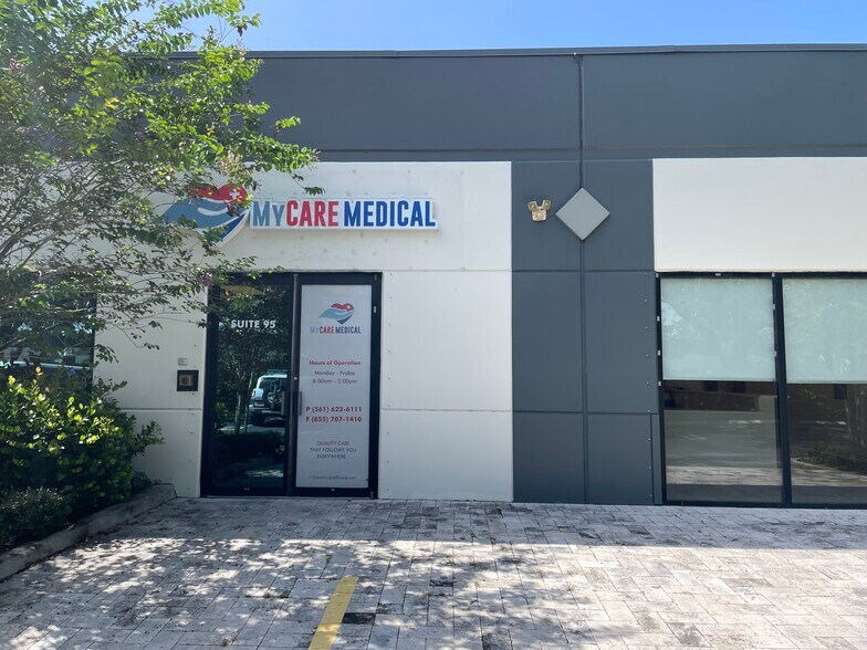 More Photos Of 801 Northpoint Pky, West Palm Beach Office For Lease