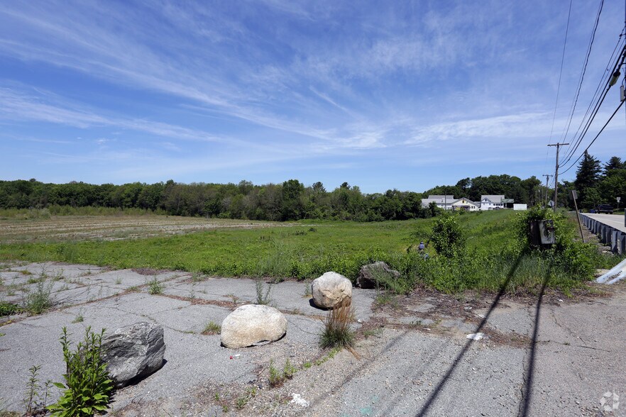 More Photos Of 899 N Main St, Killingly Land For Sale