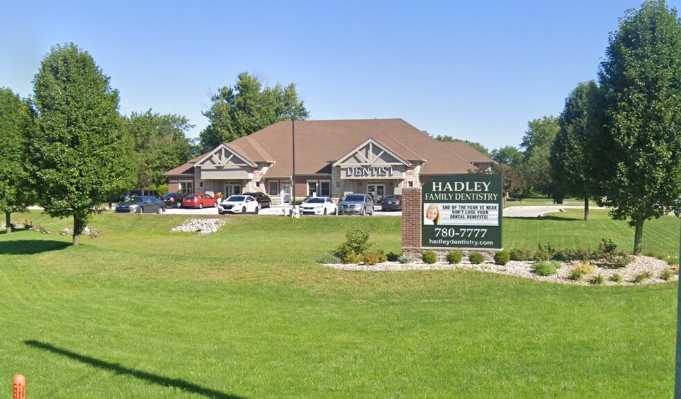 More Photos Of 5406 S Emerson Ave, Indianapolis Medical For Sale