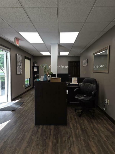 More Photos Of 1925 Indian Wood Cir, Maumee Office For Sale