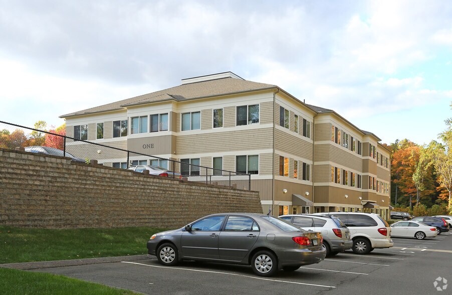 More Photos Of 1449 Old Waterbury Rd, Southbury Office For Sale