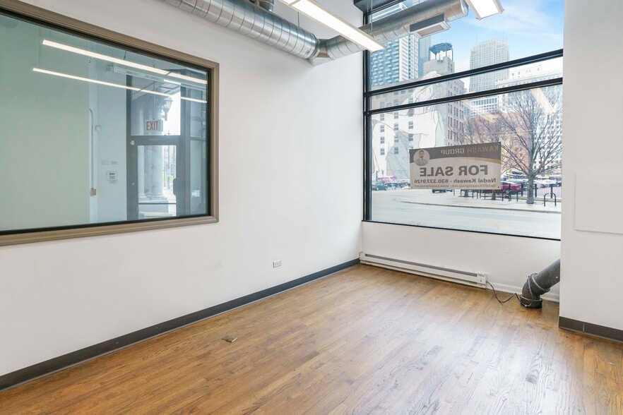 More Photos Of 161 W Harrison St, Chicago Apartments For Sale