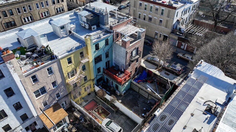 More Photos Of 264 Brooklyn Ave, Brooklyn Apartments For Sale