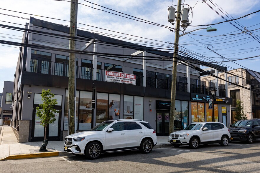 Primary Photo Of 1627-1633 Palisade Ave, Fort Lee Storefront Retail Office For Lease