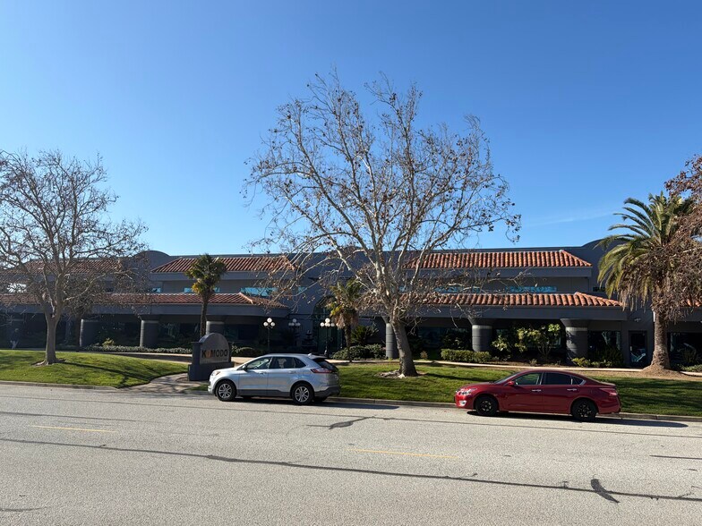 Primary Photo Of 700 Jarvis Dr, Morgan Hill Manufacturing For Sale