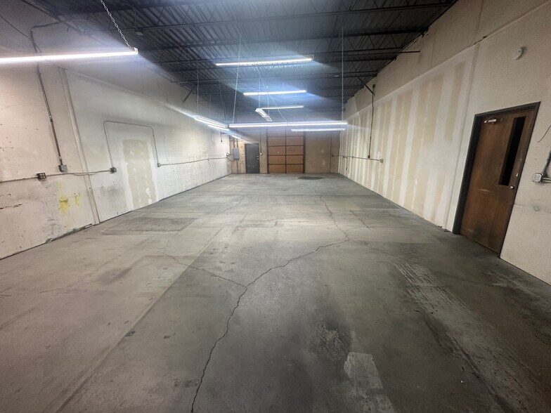 More Photos Of 4920-4970 Iris St, Wheat Ridge Light Manufacturing For Lease